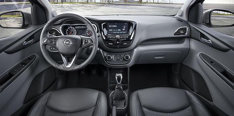 Das Cockpit des Opel Karl.