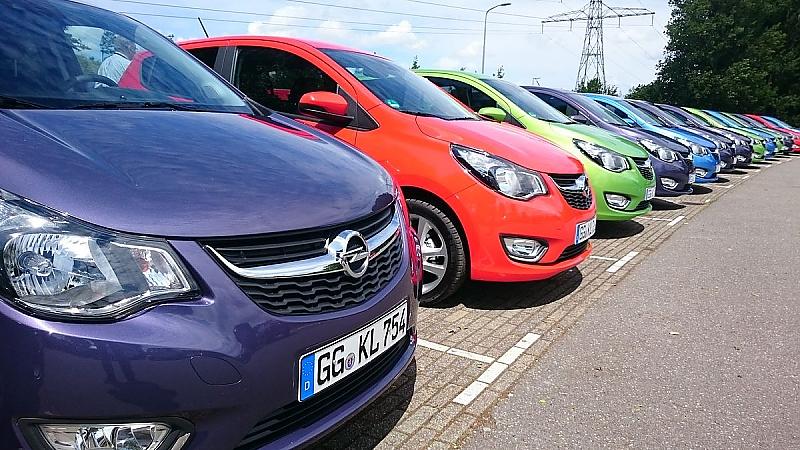 Zehn Außenfarben stehen zur Wahl.