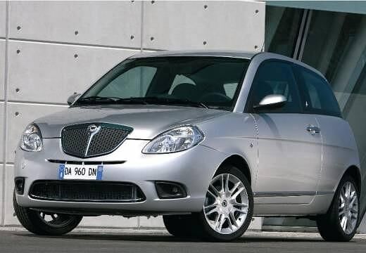 Lancia Ypsilon Schrägheck (2003–2006)