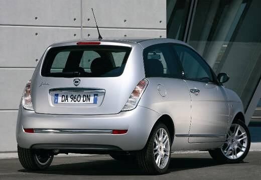 LANCIA Ypsilon (2003 - 2011) Y 1.2 8v