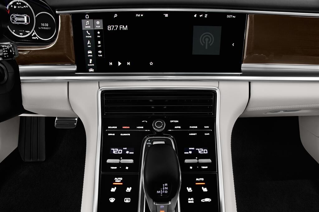 Porsche Panamera Turbo (Baujahr 2018) - 5 Türen Radio und Infotainmentsystem