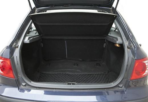 HYUNDAI Elantra (2000 - 2006) Elantra 1.