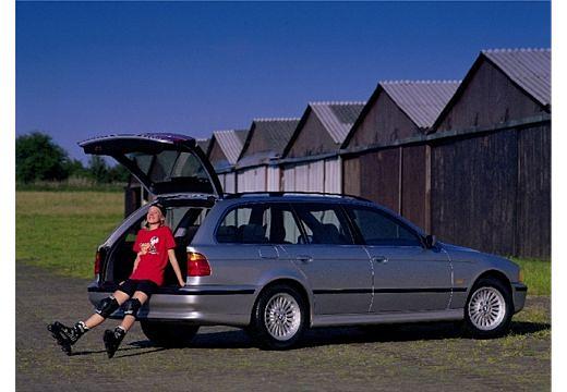 BMW-523i-touring--1997-2000-
