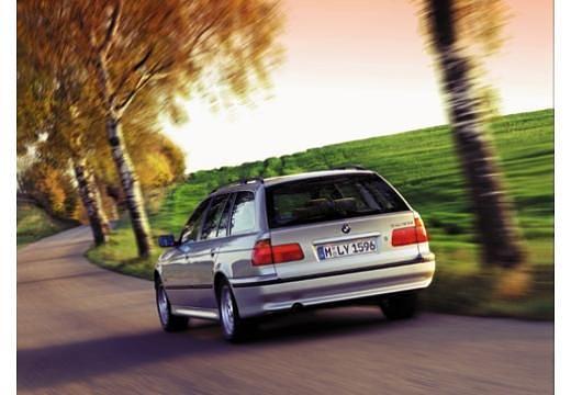 BMW-523i-touring--1997-2000-