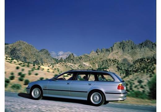 BMW-523i-touring--1997-2000-