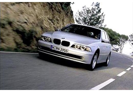 BMW-520i-touring--2000-2004-