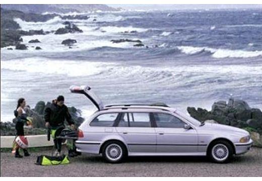 BMW-520i-touring--2000-2004-