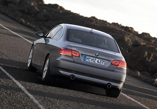 BMW-325i-Coupe--2006-2007-