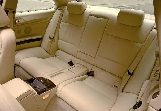 BMW-325i-Coupe--2006-2007-