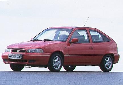 Daewoo Nexia Limousine (1994–1997) Daewoo Nexia Limousine (1994–1997)