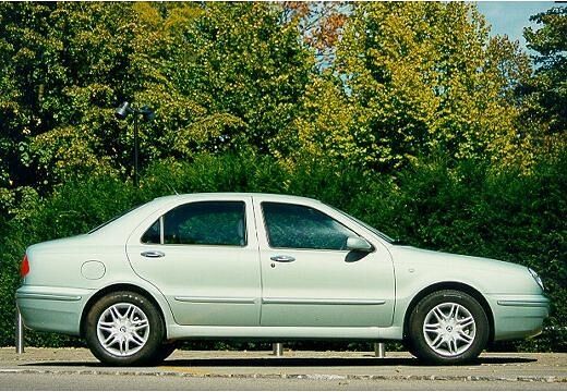 LANCIA-Lybra-1-6--1999-2002-