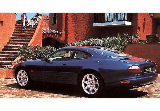 JAGUAR-XK8-Coupe--1996-1998-
