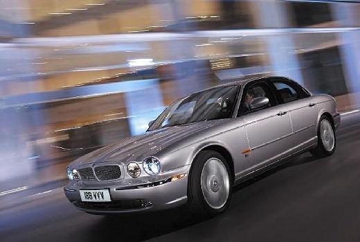 Jaguar XJ Limousine (2003–2009)