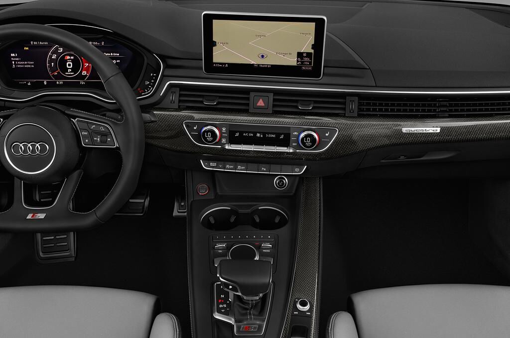 Audi S5 Sportback (Baujahr 2018) - 5 Türen Mittelkonsole