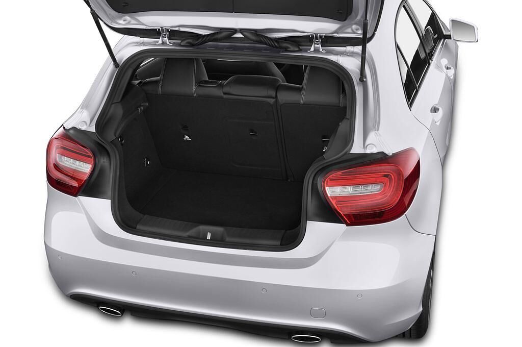 Mercedes A-Class (Baujahr 2013) Urban 5 Türen Kofferraum