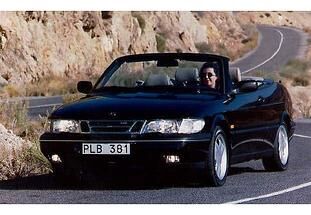 Saab 900
