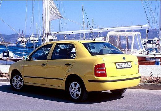 SKODA-Fabia-1-4-Sedan--2001-2003-