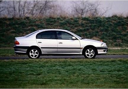 TOYOTA-Avensis-1-6--1998-2000-