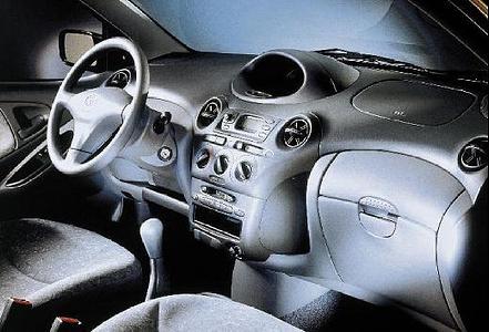 TOYOTA-Yaris-1-0--1999-2003-