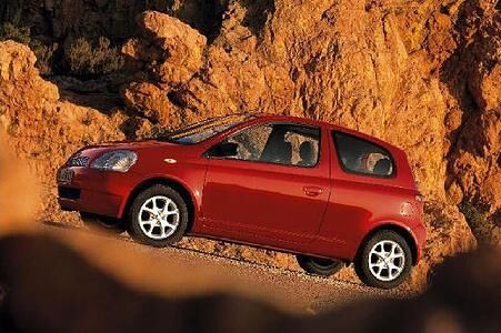 TOYOTA-Yaris-1-0--1999-2003-