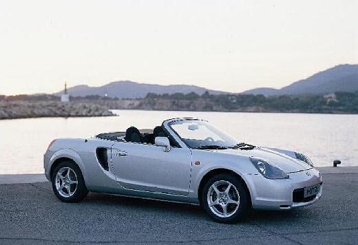 TOYOTA-MR-2-Roadster--2000-2002-