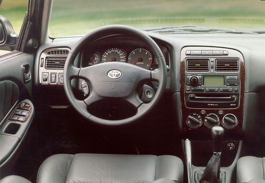 TOYOTA-Avensis-1-6--2000-2003-