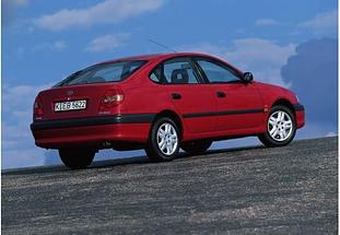 TOYOTA-Avensis-1-6--2000-2003-