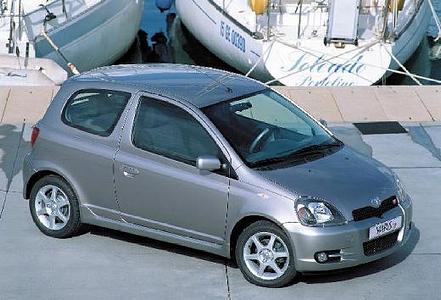 TOYOTA-Yaris-1-5--2001-2003-