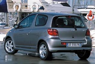 TOYOTA-Yaris-1-5--2001-2003-
