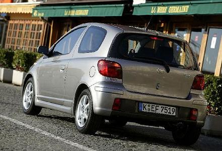 TOYOTA-Yaris-1-0--2003-2005-