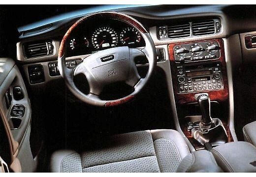 VOLVO-S70-2-0--1996-1999-