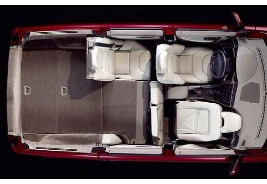 VOLVO-V70-2-4--2000-2004-