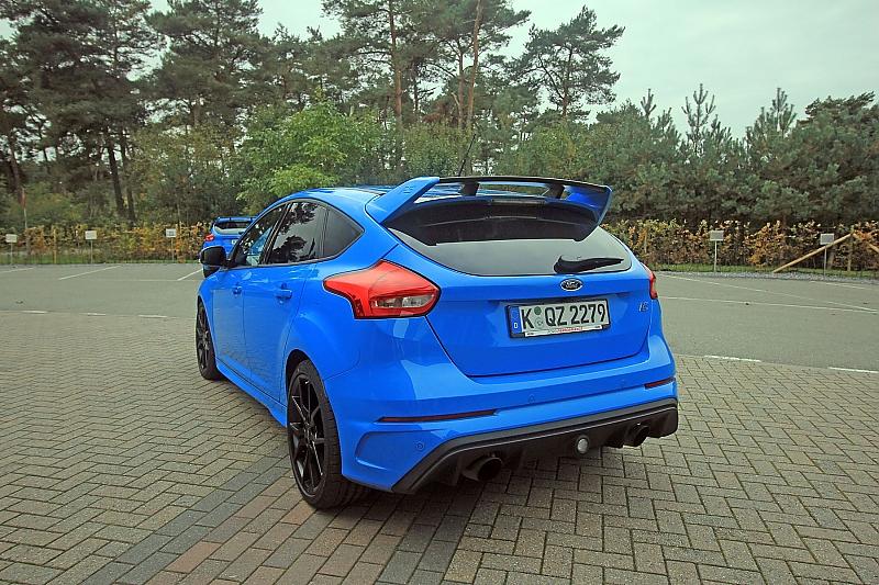 Zum ersten Mal hat er Allrad.