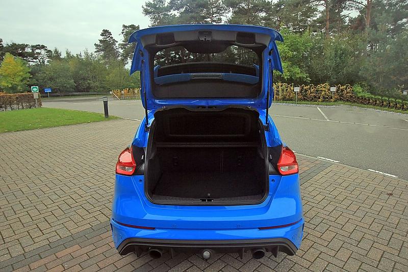 Zwischen 260 und 1.045 Liter passen hier herein.