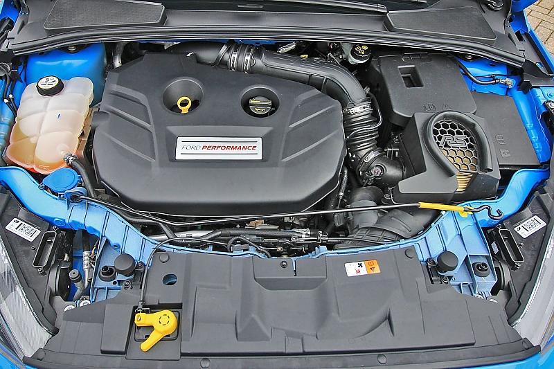 Der 2,3 Liter große Reihen-Vierzylinder.