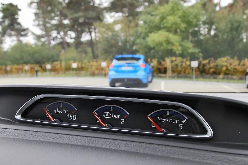 Alles auf einem Blick im neuen Ford Focus RS.