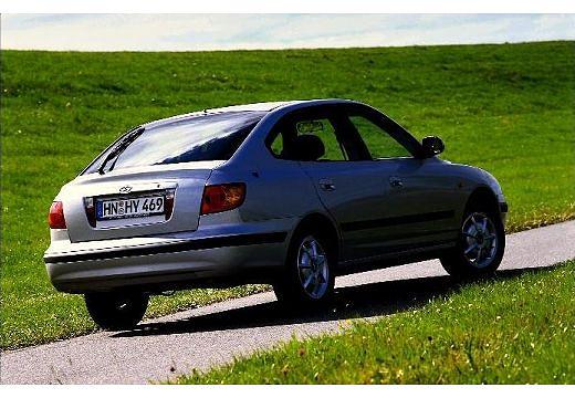 HYUNDAI-Elantra-1-6i--2000-2003-