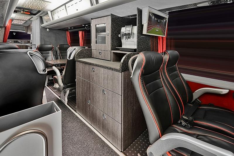 Die Bayern haben auch eine Küche an Bord