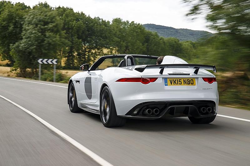 In 3,9 Sekunden sprintet er auf Tempo 100.