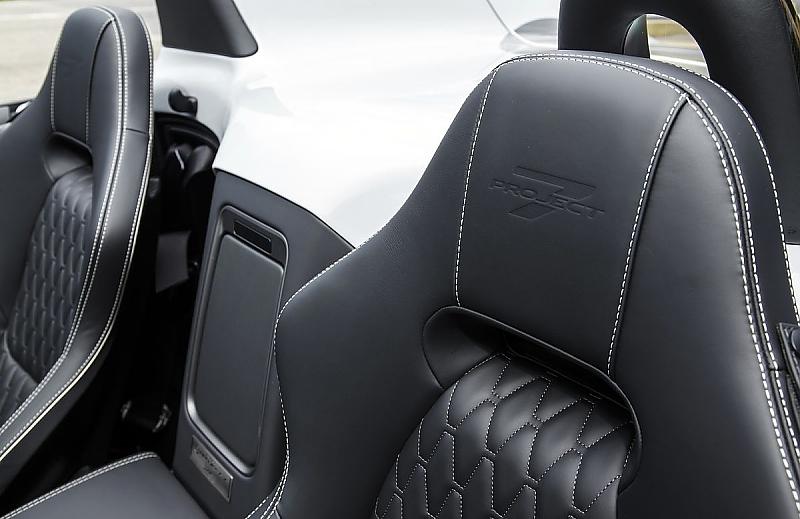 Die Sitze bieten guten Seitenhalt.