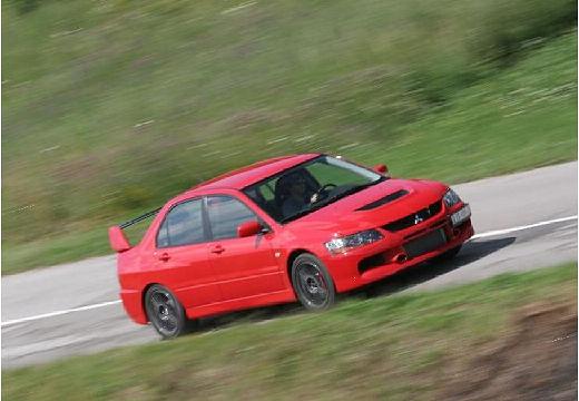 MITSUBISHI-Lancer-Evolution-IX--2005-2008-