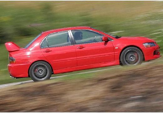 MITSUBISHI-Lancer-Evolution-IX--2005-2008-