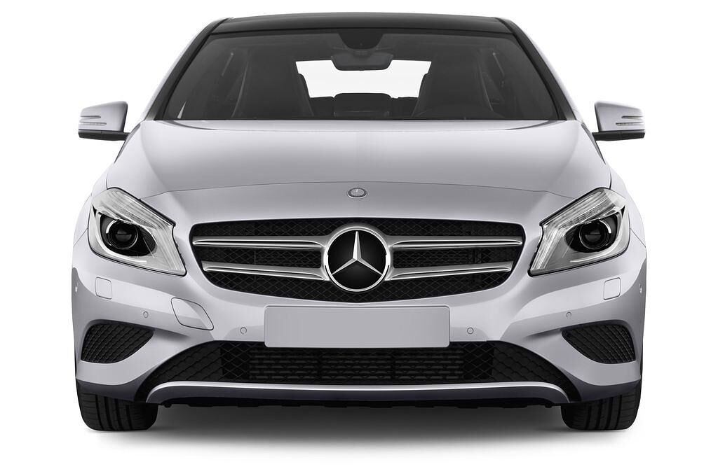 Mercedes A-Class (Baujahr 2013) Urban 5 Türen Frontansicht