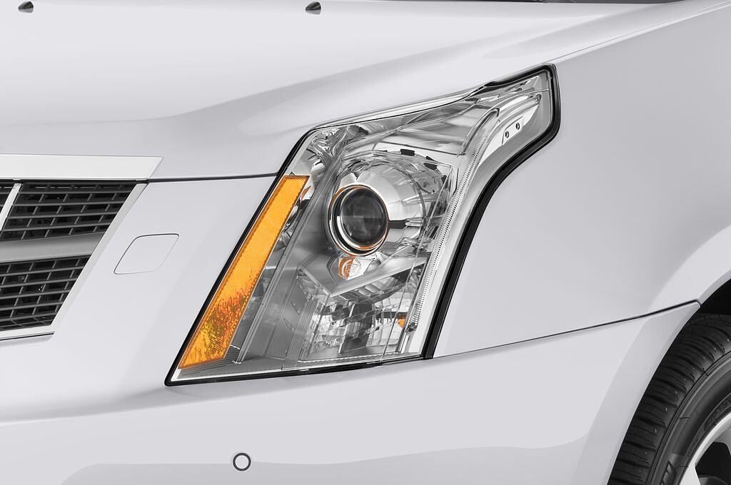 Cadillac SRX (Baujahr 2009) Elegance 5 Türen Scheinwerfer