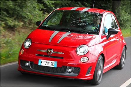 Abarth 695 Tributo Ferrari: Passen 180 PS in einen Kleinstwagen? Abarth 695 Tributo Ferrari: Passen 180 PS in einen Kleinstwagen?