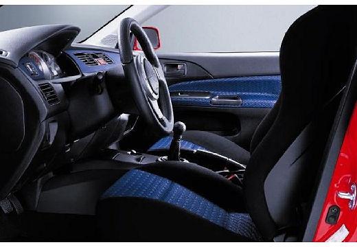 MITSUBISHI-Lancer-Evolution-VIII--2004-2005-