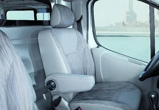 NISSAN-Primastar-dCi-90-L--2006-