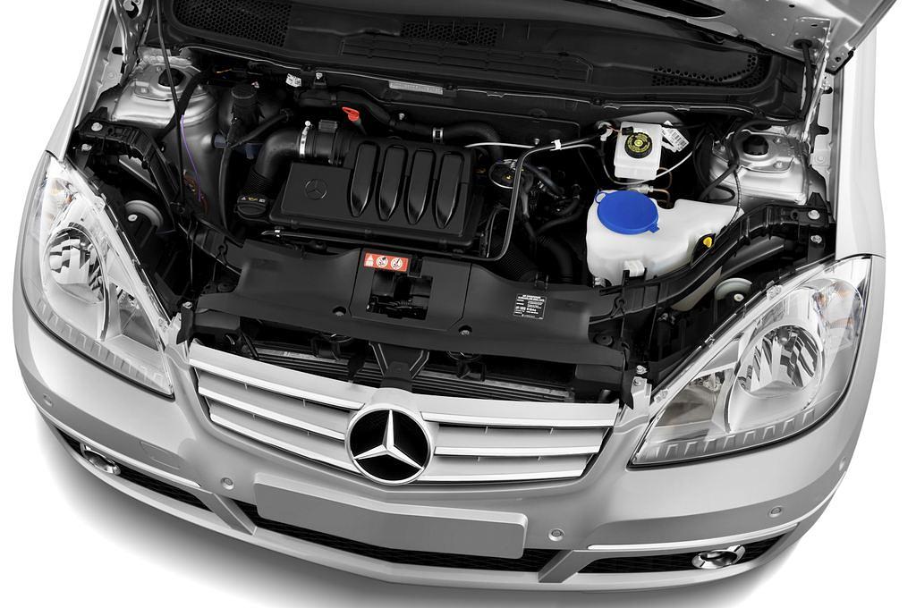 Mercedes A-Class (Baujahr 2011) Avantgarde 5 Türen Motor