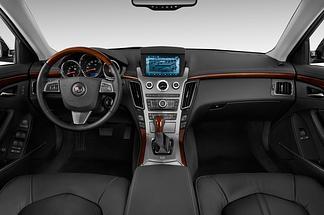 Cadillac CTS (Baujahr 2011) Sport Luxury 5 Türen Cockpit und Innenraum