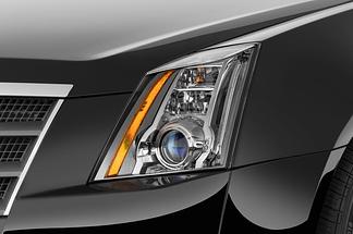 Cadillac CTS (Baujahr 2011) Sport Luxury 5 Türen Scheinwerfer
